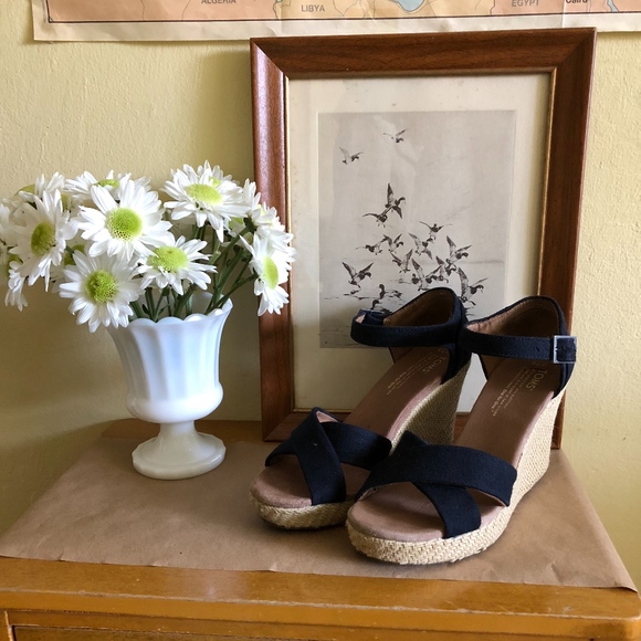 TOMS Shoes - Toms Black Strappy Wedges